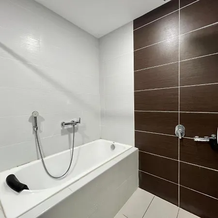 Mins To Johor Bahru Legoland Encorp Marina Puteri Harbour Sea View Apartment Nusajaya  Exterior photo