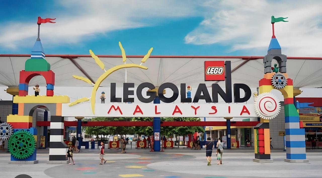 Mins To Johor Bahru Legoland Encorp Marina Puteri Harbour Sea View