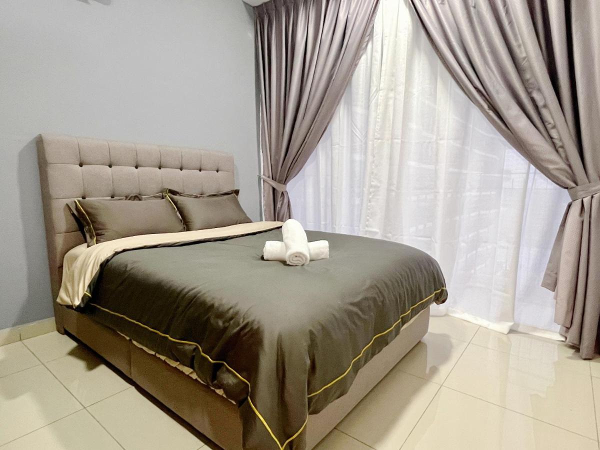 Apartment Mins To Johor Bahru Legoland Encorp Marina Puteri Harbour Sea View